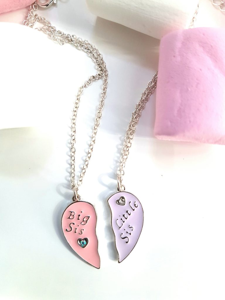 Sisterhood: The bond, differences, conflict and comparison